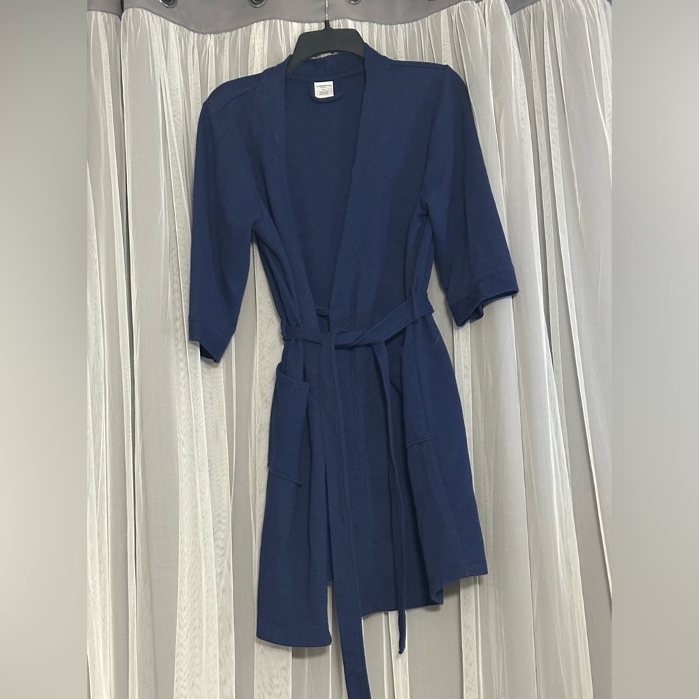 Waffle weave robe